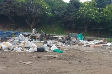 Villa Cindy sigue sumida en la Basura: El Río Bogotá, convertido en un relleno clandestino