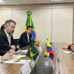 Colombia recibe estudios de Brasil para conectar la Amazonía mediante el Plan de Fibra Óptica