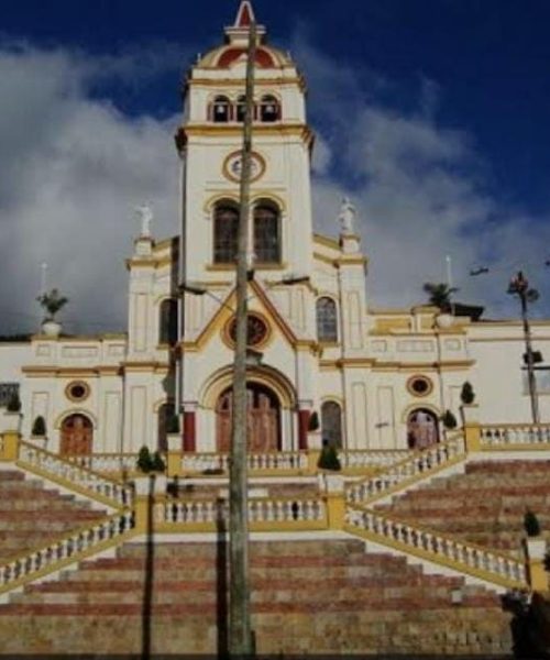 Espacios urbanos para la equidad: viviendo el tejido social en comunidad