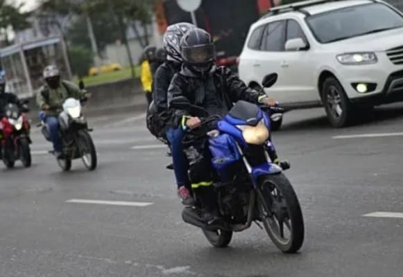 Atención: restringen motos con parrillero en Bogotá por cinco días