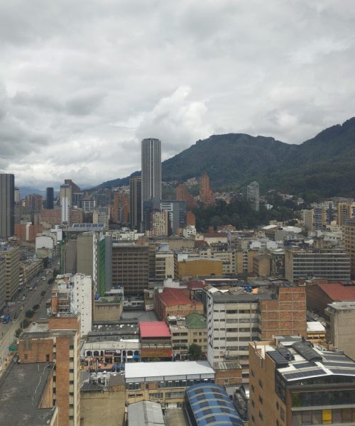 Alcaldía de Bogotá reconocerá los mejores trabajos de maestría que aborden la historia de la ciudad