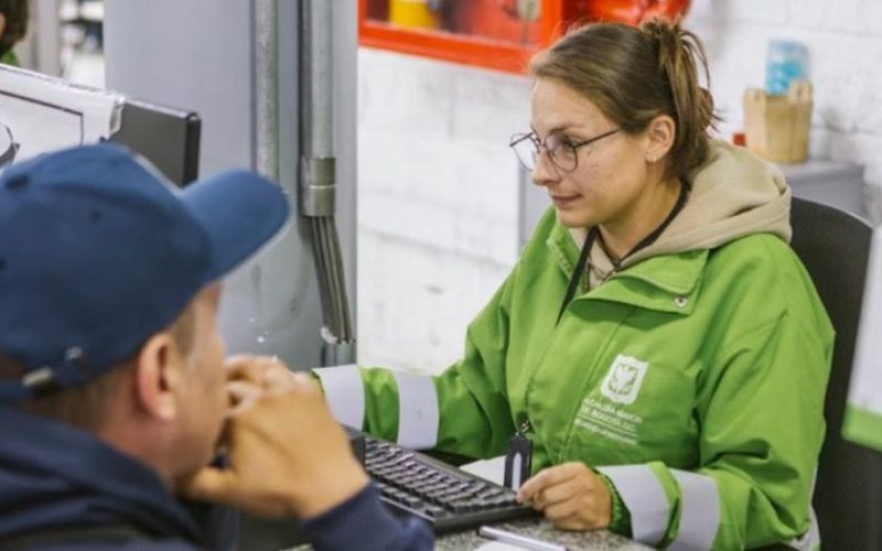 ¿Tienes multas de tránsito en Bogotá? Así puedes acceder a descuentos del 50 % o 25 %