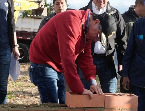 Petro propone una revolución científica en Zipaquirá basada en fibra óptica y energía limpia