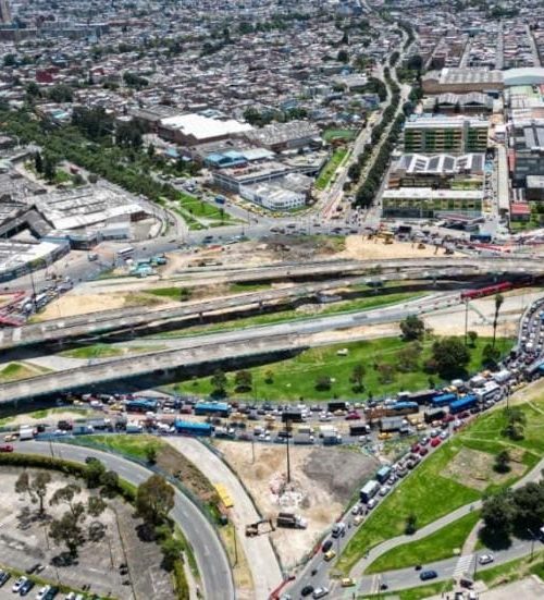 Mantener ventanas cerradas y más recomendaciones por implosión de puentes av. Las Américas con calle 13