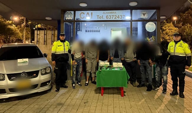 ¡Alerta aérea en Suba! 'Halcón' frustra hurto con 'escalera humana' y captura a siete personas