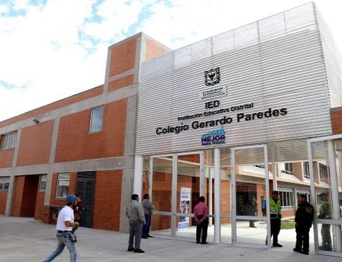 ¡Irregularidad electoral en Suba! puesto de votación cerrado en el Colegio Gerardo Paredes genera indignación