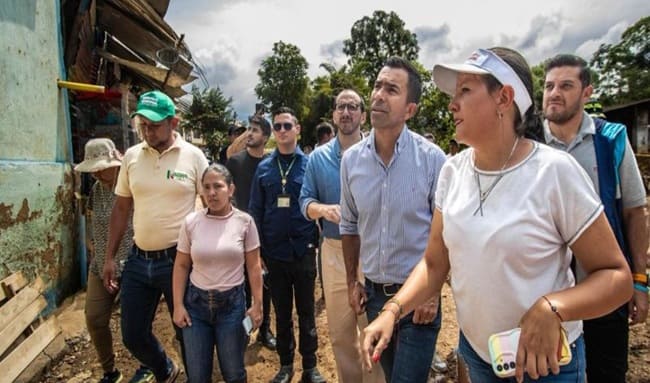 Jorge Rey destina $1.800 millones para viviendas afectadas en Silvania