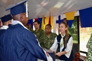 La Armada de Colombia consolida su compromiso con la educación de los Infantes de Marina