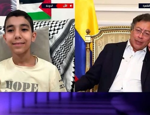 Petro exalta la valentía palestina y condecora con la Cruz de Boyacá