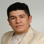 Robinson Silva cierra el 2025 con Alci Acosta y Juan Fernando Velazco celebrando a Julio Jaramillo