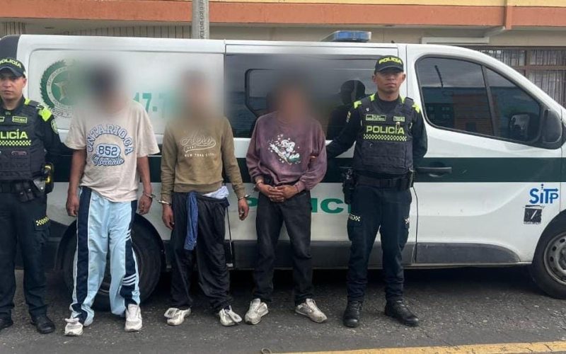 Persecución de película en TransMilenio termina con tres 'cosquilleros' capturados y enviados a prisión