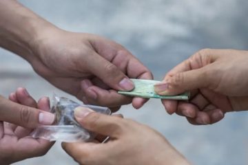 Denuncian: Calle de Rincón se convierte en ‘Mini Cartucho’ por venta y consumo de drogas