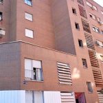 ¡Milagro en Bosa! Niño de seis Años cae de un sexto piso mientras su padre compraba un perro caliente