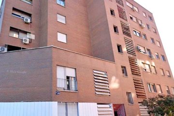 ¡Milagro en Bosa! Niño de seis Años cae de un sexto piso mientras su padre compraba un perro caliente