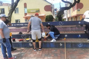 ¡Manos a la obra! olla comunitaria impulsa la recuperación del parque principal en Costa Azul Etapa I