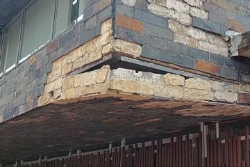 Denuncia en Suba: esquina del colegio Gerardo Molina en riesgo de colapso