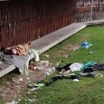 ¡Alerta en Suba! Padres denuncian: alrededores del Colegio Gerardo Molina, un «hotel 5 estrellas» para habitantes de calle