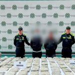 Hallados 60 kilos de marihuana ocultos bajo tierra en una bodega de reciclaje en Bogotá