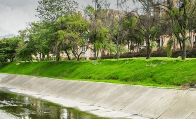 Usaquén se fortalece: Mantenimiento de canales y espacios públicos avanza en la localidad