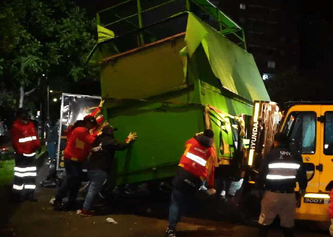 Alcaldía de Bogotá Recupera Espacio Público en Kennedy e Inmoviliza 21 Remolques