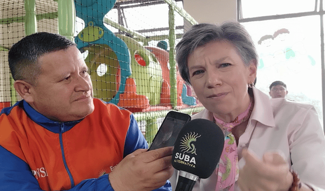 Claudia López propone una tercera consulta presidencial durante recorrido por Suba
