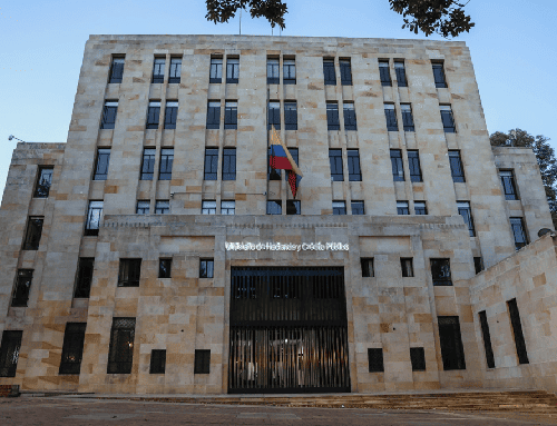 Distrito llama a morosos del predial a ponerse al día y anuncia pago por cuotas para impuesto vehicular