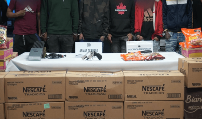 Ocho capturados cuando intentaban hurtar un supermercado en Tunjuelito