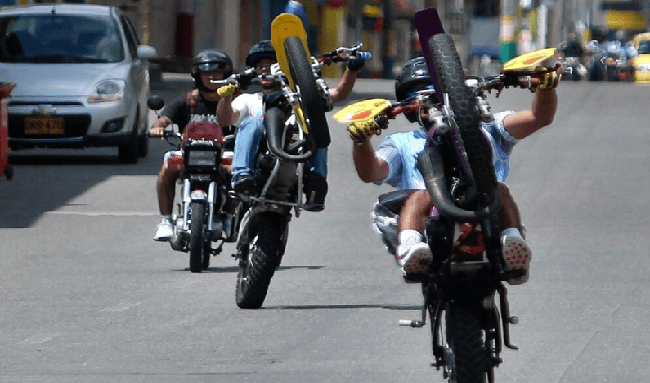 Dos muertos y una mujer herida deja ataque armado en medio de piques ilegales en Ibagué