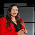 Candidata presidencial Sondra Macollins rechaza declaraciones de Petro sobre Jesús y pide respeto por la libertad religiosa