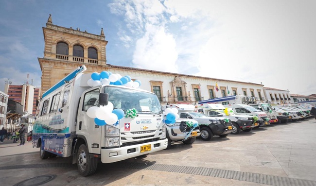 Boyacá fortalece la salud territorial con entrega de vehículos de transporte asistencial