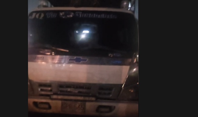 Preocupación en el éxito de Suba por ternero encerrado en camión durante varias horas