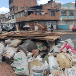 Denuncia ciudadana: Av. Cali con Av. Suba se convirtió en botadero de escombros y dejó sin andenes a los peatones