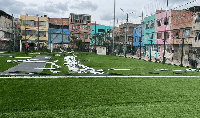 La cancha de Bilbao en Suba se renueva para volver al juego
