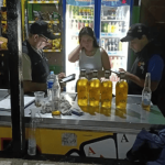 Operativo en Mariquita deja bares cerrados y botellas de licor incautadas por estampillas falsas