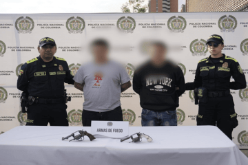 Marcaban a sus víctimas en centros comerciales: caen presuntos fleteros armados en Fontibón