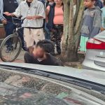 Capturan y golpean a ladrón por intentar robar una camioneta en Bilbao, Suba