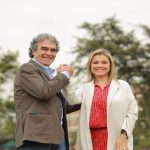 Sergio Fajardo anuncia a Edna Bonilla como su fórmula vicepresidencial