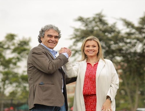 Sergio Fajardo anuncia a Edna Bonilla como su fórmula vicepresidencial