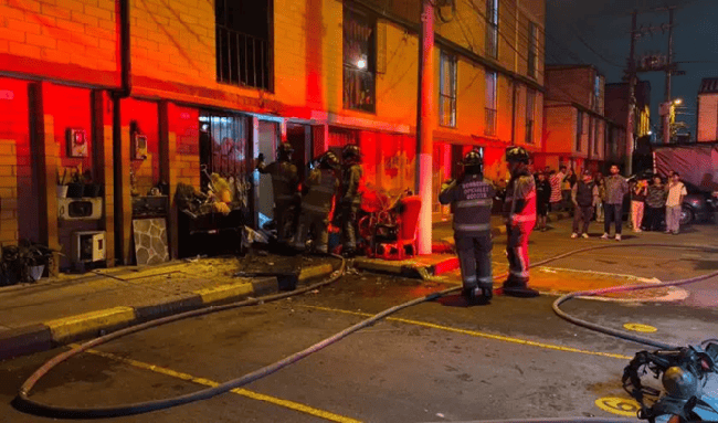 Incendio en vivienda de Bosa dejó graves daños y obligó a evacuar a varios vecinos