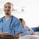 Convocatoria laboral en Suba: buscan auxiliares de enfermería y recién graduados pueden aplicar