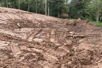 Más de 17.600 toneladas de material de excavación terminaron junto a quebrada en Fusagasugá