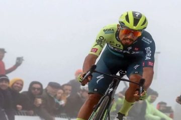 Daniel Martínez y los colombianos afrontan la exigente Flecha Valona