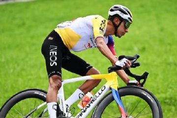 Egan Bernal retoma a ritmo de competencia en el Tour de los Alpes