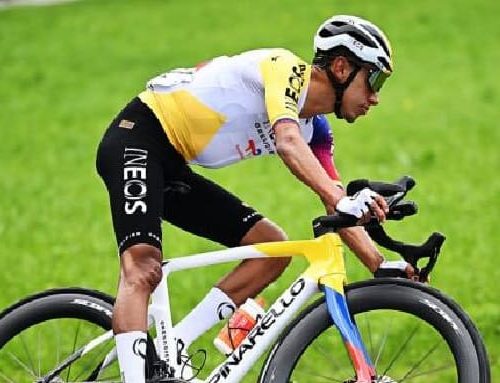 Egan Bernal retoma a ritmo de competencia en el Tour de los Alpes