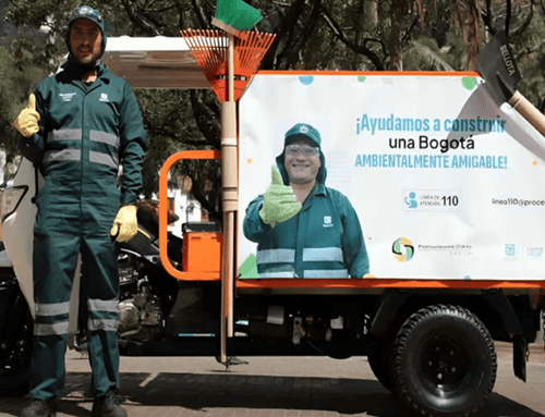 Bogotá refuerza limpieza con la estrategia “Cazaregueros” para controlar residuos en el espacio público