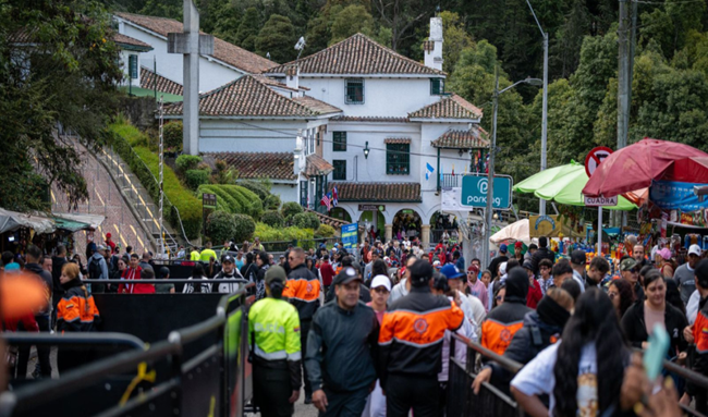 22 mil personas ascendieron el Sendero de Monserrate en Bogotá este Jueves Santo 2 de abril