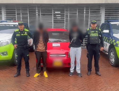 Capturan a dos hombres y recuperan vehículo robado en Bogotá