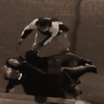 Violento asalto a pareja de adultos mayores en Galerías: les robaron el carro al llegar a su cas