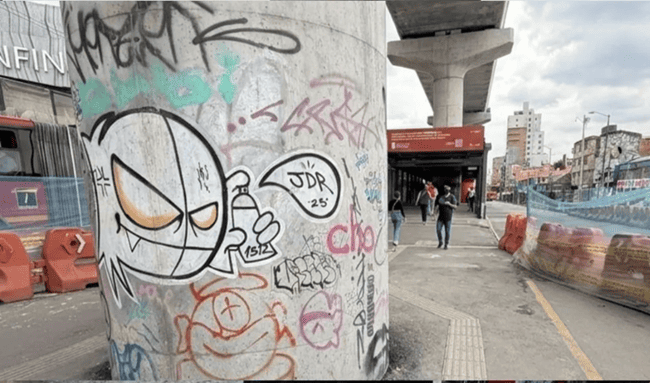 Denuncian presunto plan para vandalizar columnas del Metro de Bogotá