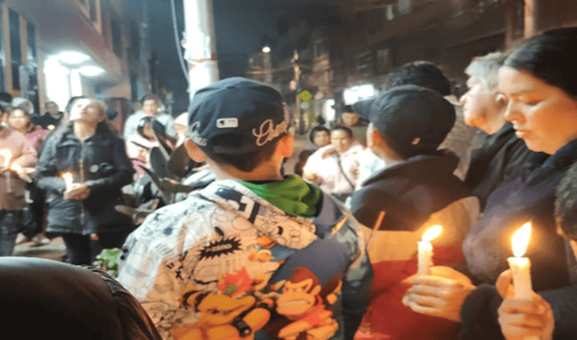 Velatón en Suba exige justicia por presunto feminicidio de joven de 23 años